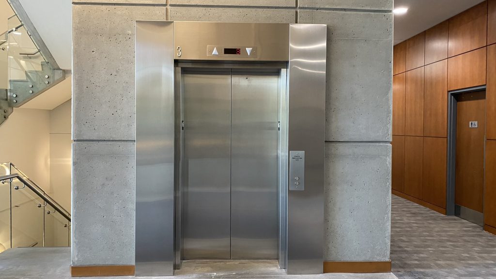 BLDG 1 Lobby, Elevator Bay