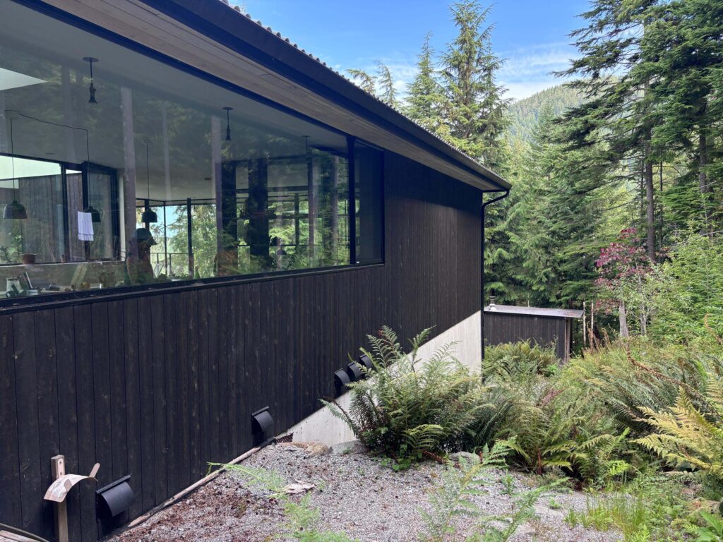Location_Fixer_Secluded_Waterfront_House_Aug_2026IMG_0122