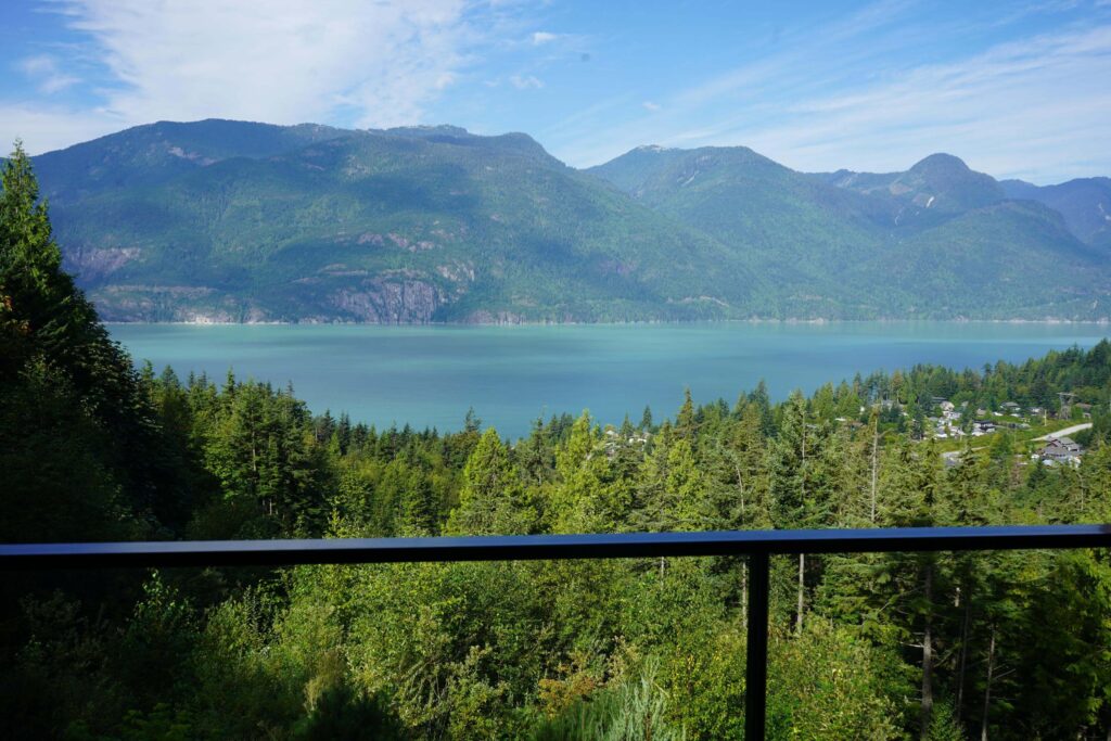 Location_Fixer_Secluded_Waterfront_House_Aug_2026SON01991